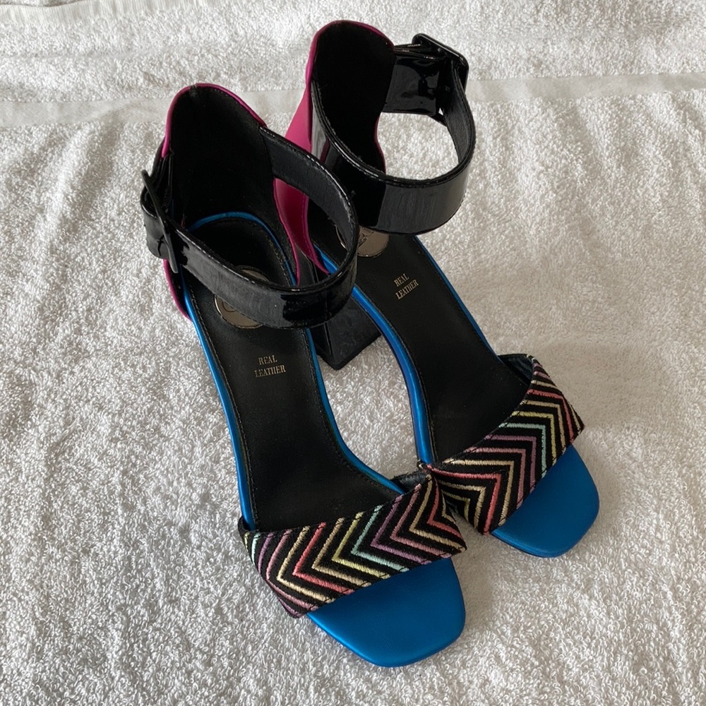 EUC exe Real Leather Heeled Sandals Size 36